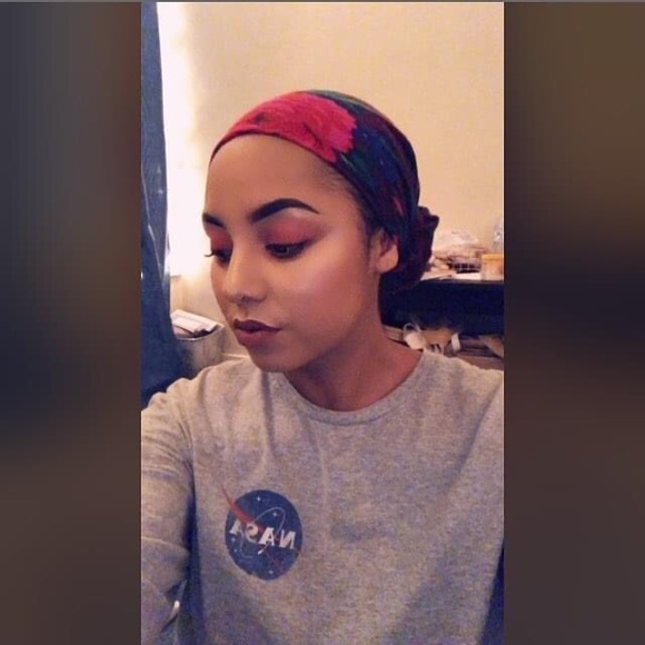 Meet your Posher, Lakeisha - Picture 1 of 1